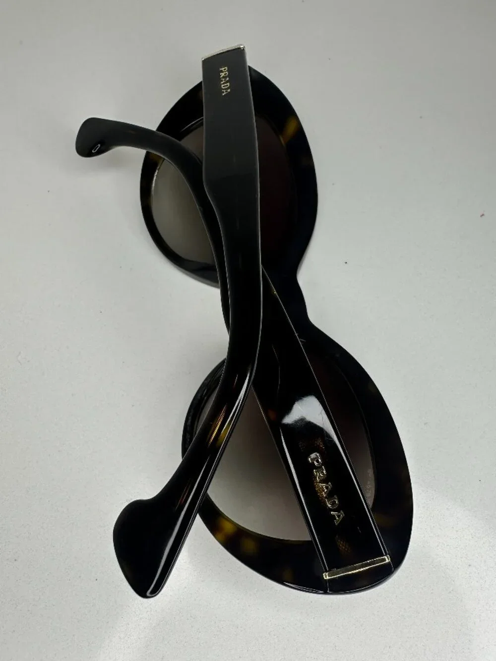 Prada Women’s Tortoise Oval Sunglasses Gold Logo Made in Ita